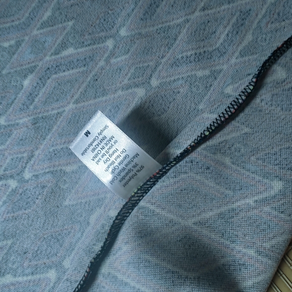 Lula Roe Skirt - Picture 3 of 4